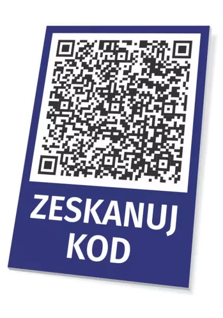 Tabliczka Zeskanuj kod QR - Wzór graficzny. Na niebieskim tle znajduje się duży kod QR oraz napis ZESKANUJ KOD