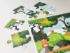 Puzzle cięte z folii magnetycznej z nadrukiem, format 80 x 60 cm - Wzór graficzny. Elementy przedstawiają drzewa, lisy
