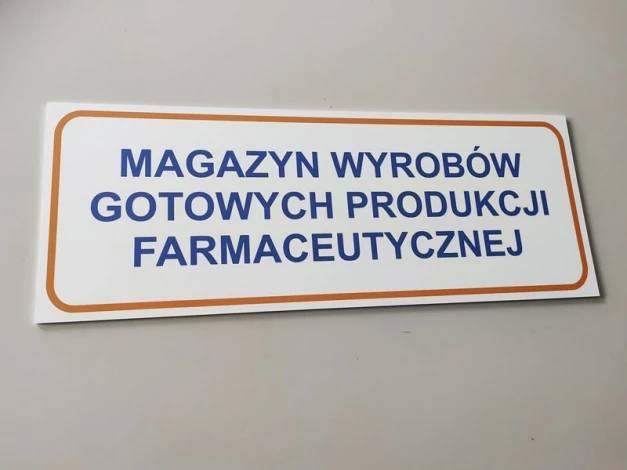 Indywidualna tabliczka informacyjna, usztywniona PCV 5 mm, laminat mat, format 80 x 30 cm - Wzór graficzny. Niebieski tekst