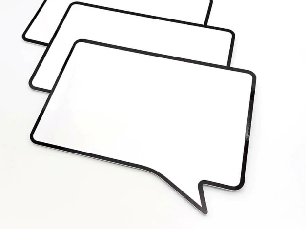 Indywidualna tablica suchościeralna magnetyczna z czarną obwolutą, PCV 5mm wzór dymek 048 w rozmiarze 42x32cm - Wzór