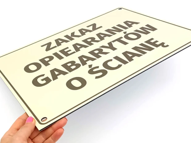Indywidualna tabliczka informacyjna, dibond 3 mm w rozmiarze 40x30 cm z nawierconymi otworami - Wzór graficzny. Tabliczka