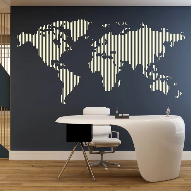 Stylowa naklejka mapa świata 02 w nowoczesnym biurze, idealna do dekoracji ścian i inspiracji podróż