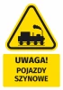 Naklejka ostrzegawcza BHP z piktogramem Uwaga! Pojazdy szynowe - Wzór graficzny. Żółty trójkąt z czarnym piktogramem