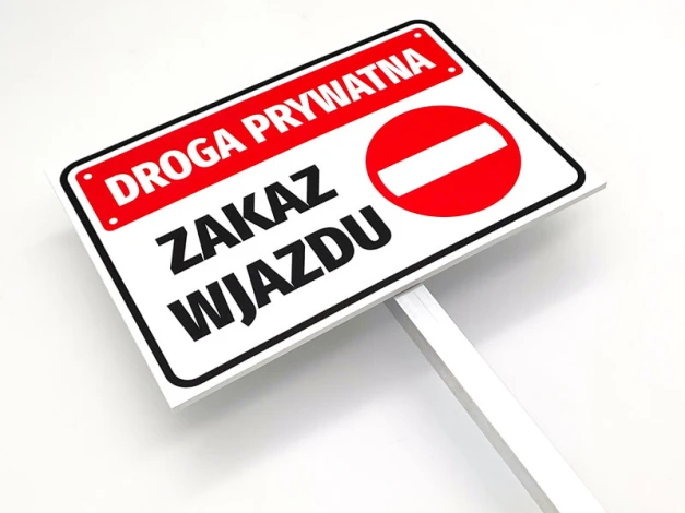 Słupek aluminiowy do tabliczek - Wzór graficzny. Tabliczka z białym tłem, czerwonymi elementami i czarnym tekstem