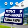 Tabliczka Miejsce parkingowe, z polem na nazwę firmy - Wzór graficzny. Niebieskie tło z białym tekstem i ikonami