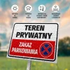 Tabliczka Teren prywatny, zakaz parkowania - Wzór graficzny. Prostokątna tabliczka z białym tłem, czerwonym napisem