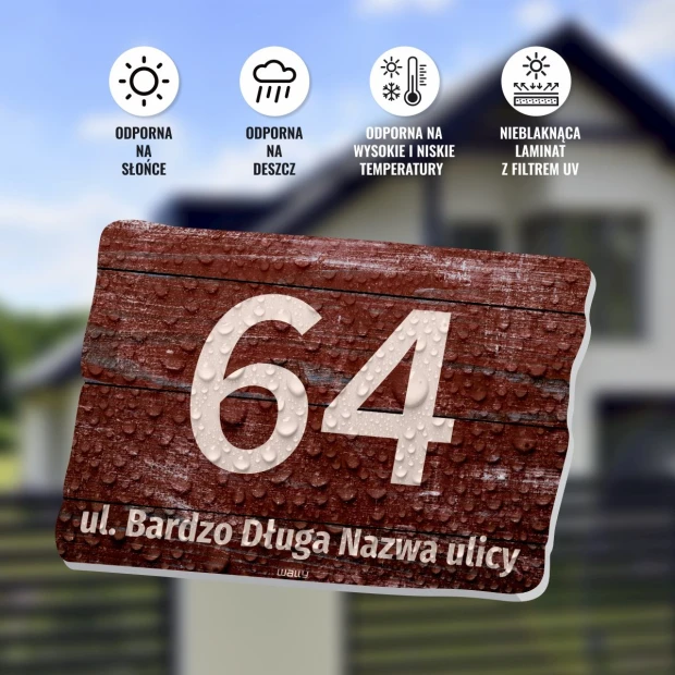Tabliczka na posesję z numerem domu - Wzór graficzny. Prostokątna tabliczka z numerem 64, tło w kolorze brązowym, tekst