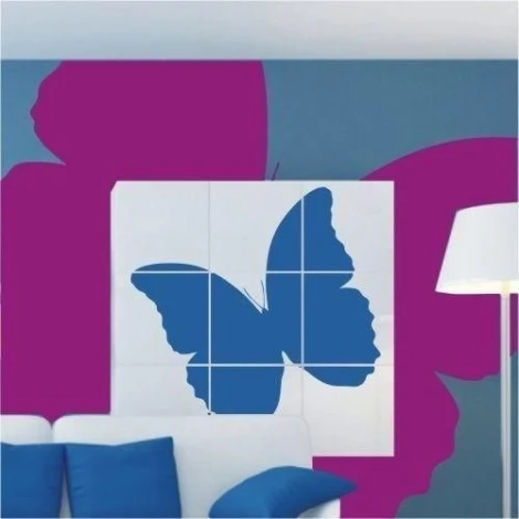 Motyl 017 w energetycznych kolorach, doskonale ożywi nowoczesny pokój dziecięcy lub salon.