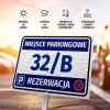 Tabliczka Miejsce parkingowe z numerem lub oznaczeniem, rezerwacja