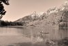 Fototapeta na ścianę kajak na jeziorze w górach FP 1637