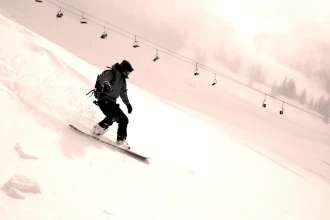 Fototapeta na ścianę snowboardzista w ruchu FP 5497