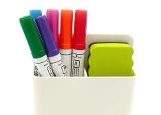 Kieszenie, pojemniki, koszulki, półki